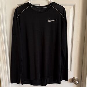 Nike Men's Black Long Sleeve Breathable Running Shirt